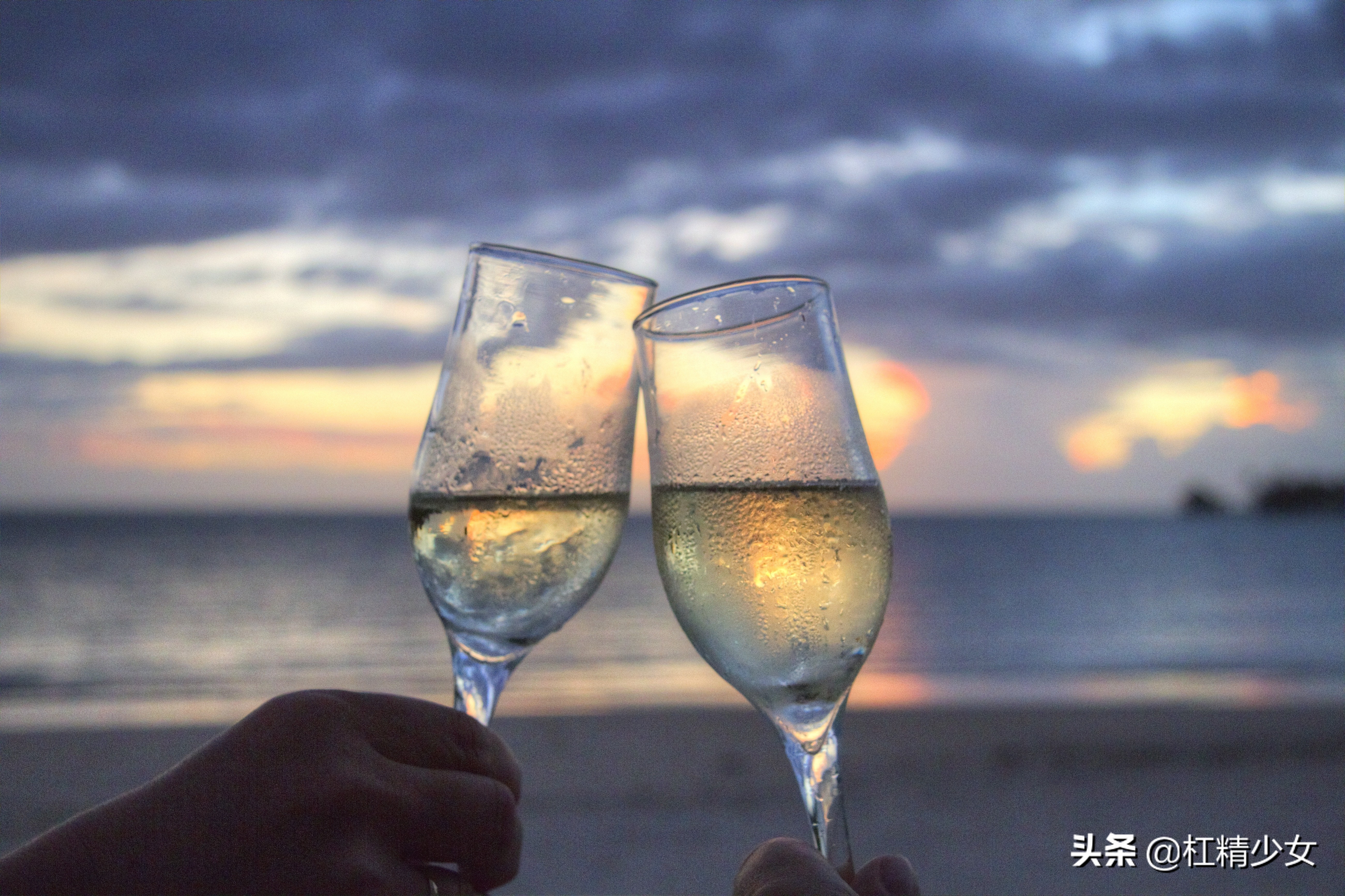 虎牌保温杯和象印保温杯哪个更好,虎牌保温杯和普通保温杯的区别