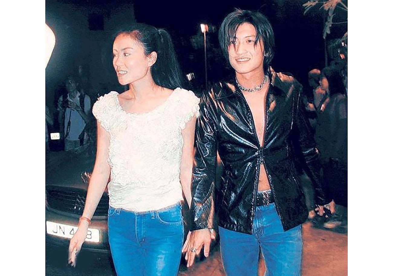 王菲跟谢霆锋最近一起的照片,王菲会不会跟谢霆锋结婚