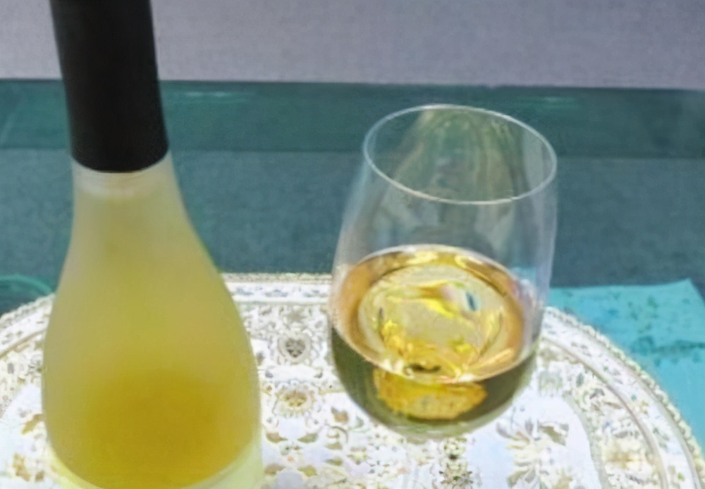 清醠之美始于谁?——酒的始创之谜