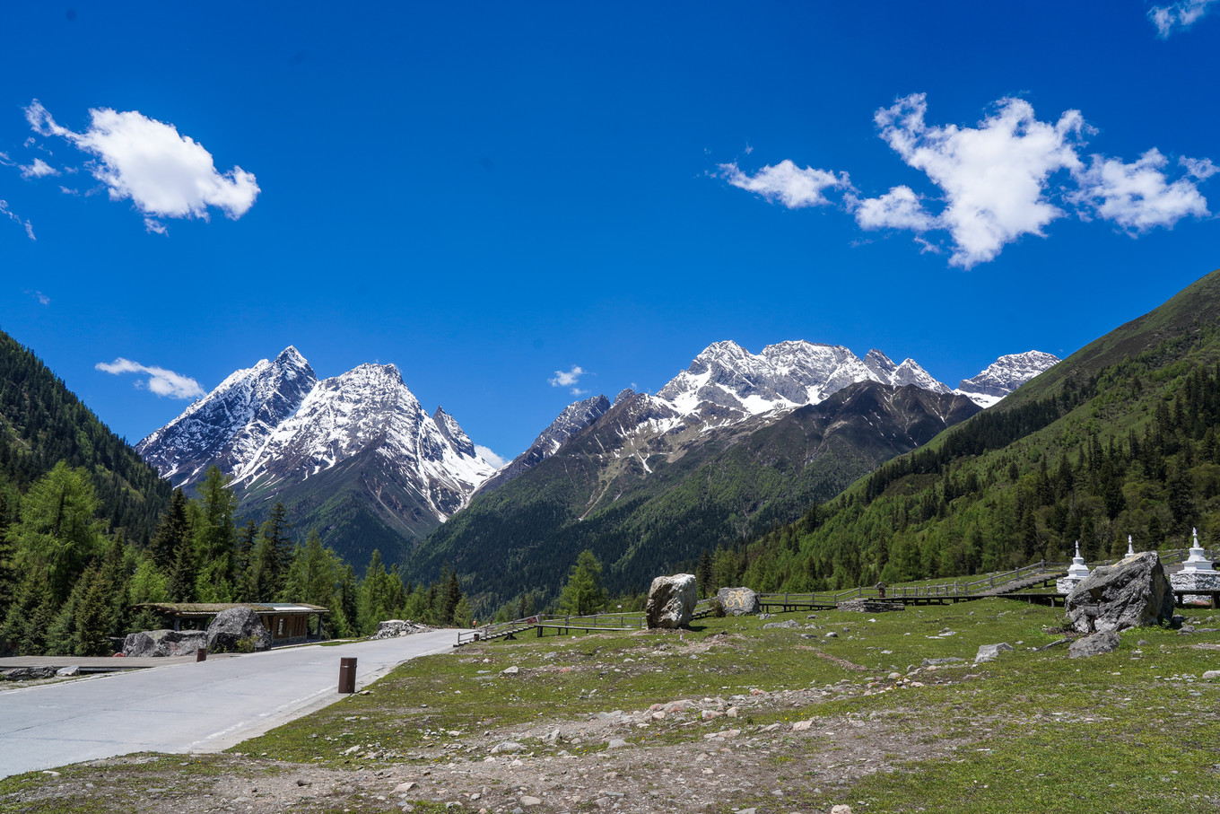 距离成都最近的户外天堂，这里比瑞士、阿尔卑斯还美