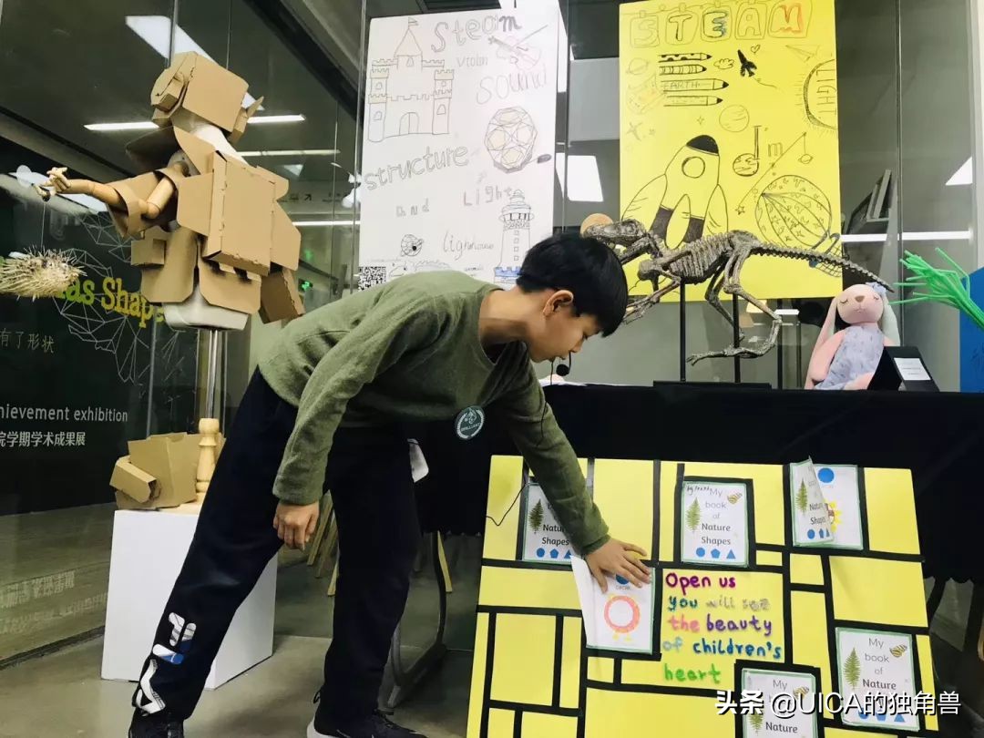 希望每一个孩子眼里都有光的成长,孩子在长大自己在成长