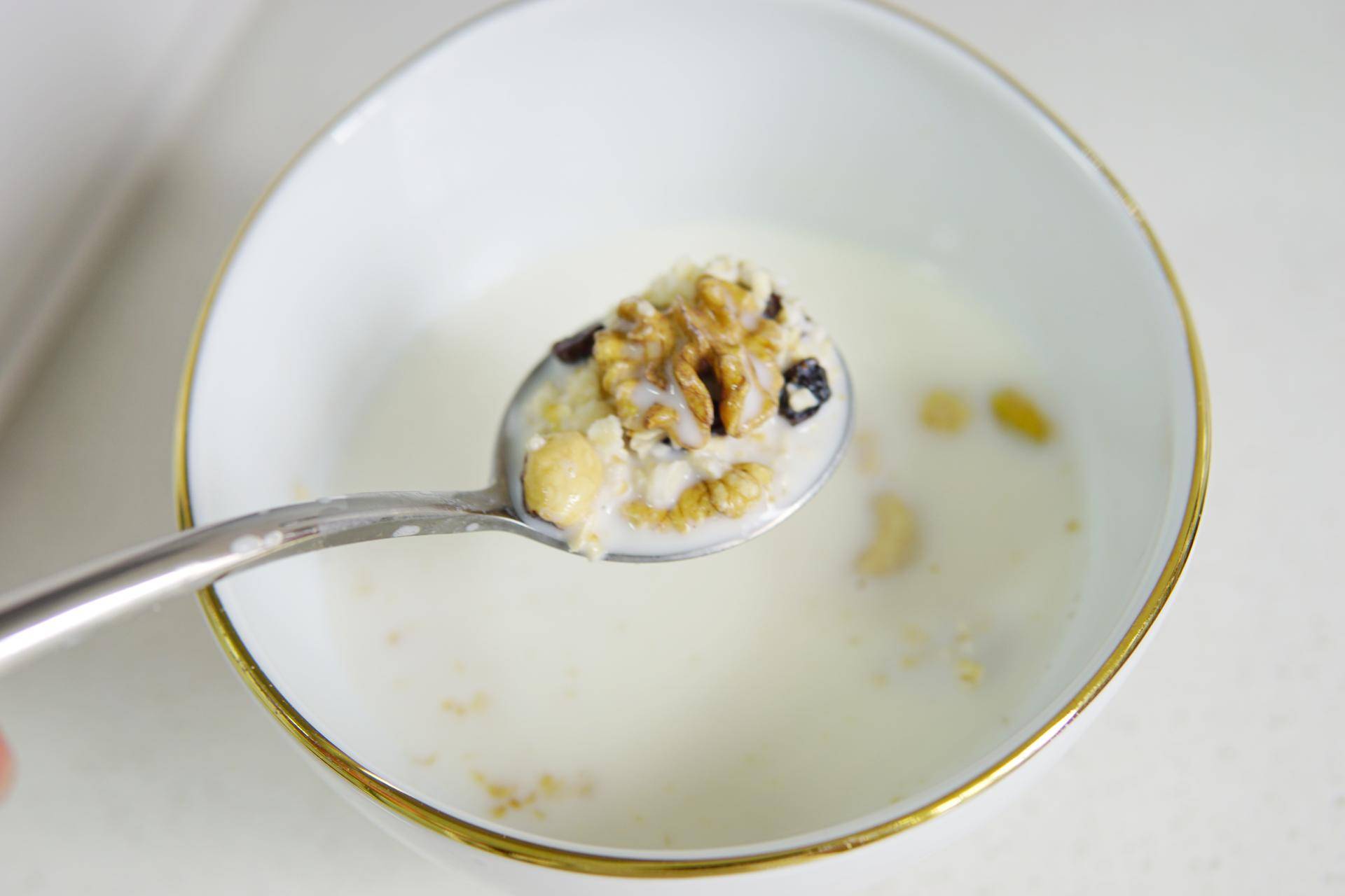 房价那么贵一点也不能浪费,台面净热一体净水机测评