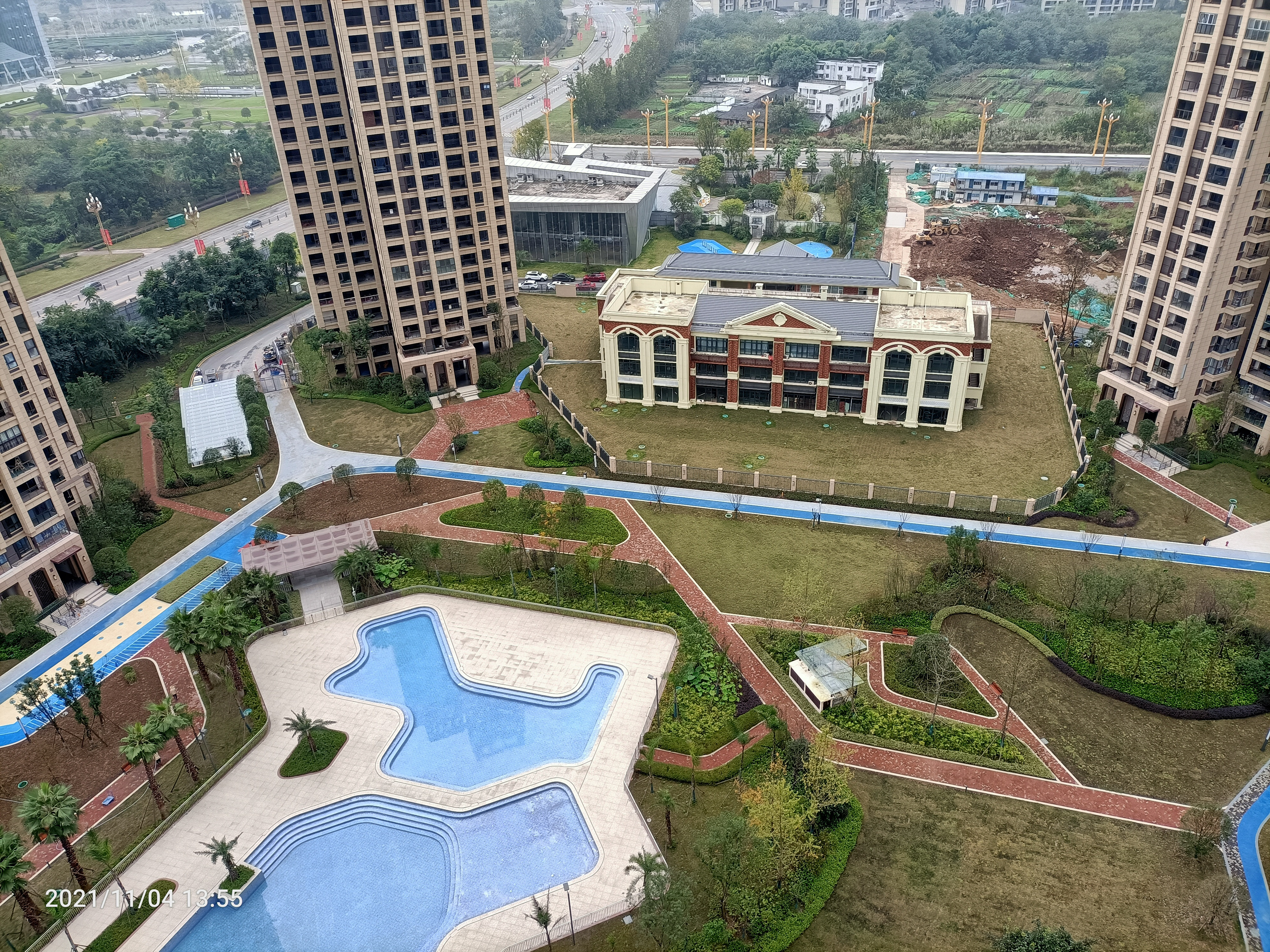 蓝润地产南充首个项目品质到底怎么样呢？蓝润城江湾测评盘点