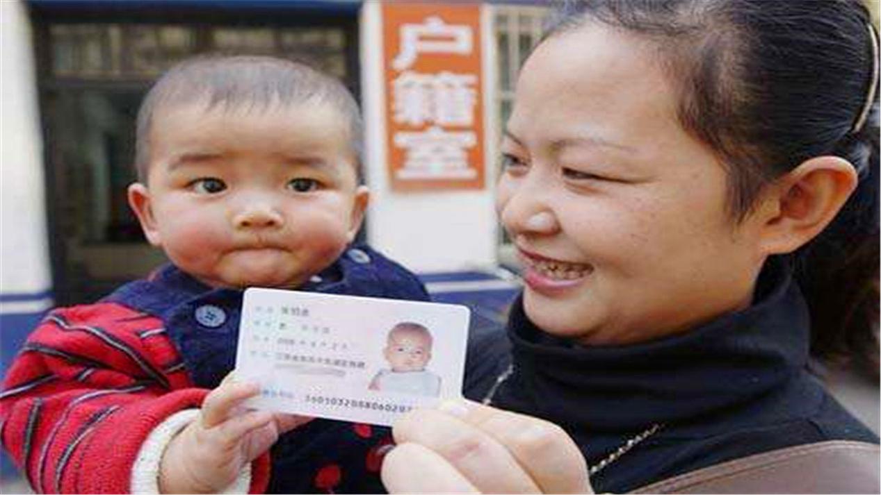 给宝宝起名字太大,孩子可能压不住背不起,家长要注意了