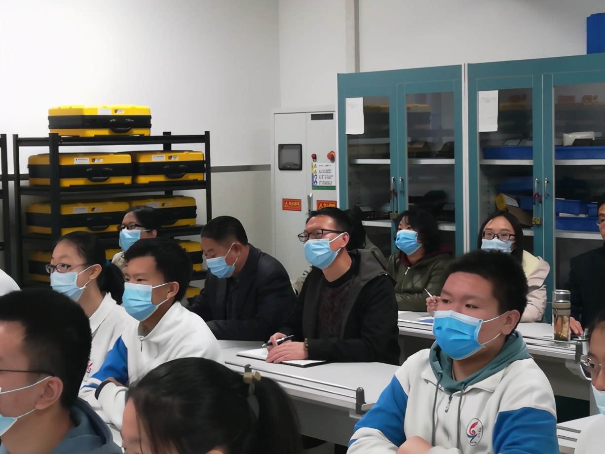 北京市通州区第六中学迎来内蒙学校干部跟岗学习交流