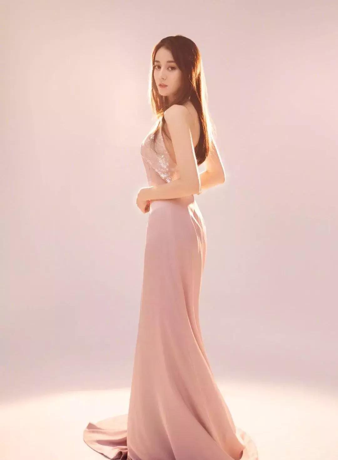 女明星怎么那么好看,中国女星春晚造型