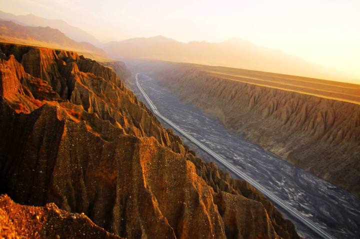全新疆旅游景点排名,大新疆旅游景点攻略