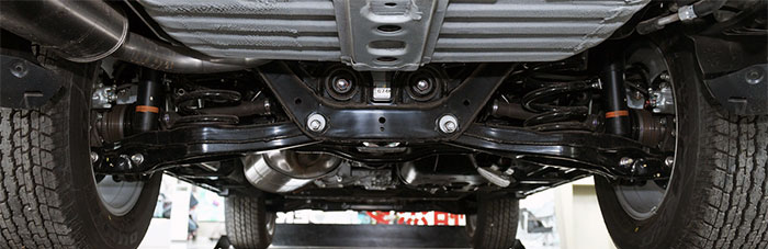 进口硬派越野30万,纯越野车20万左右