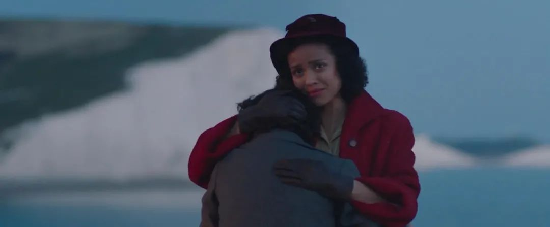 性感女神又演了一部姬片,挑战恋爱禁忌