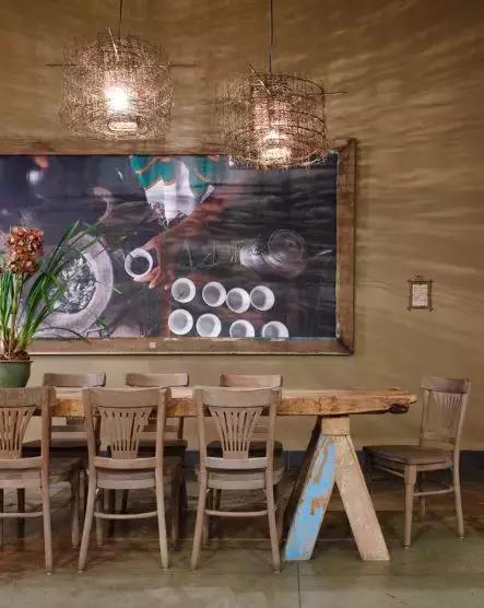 星巴克的设计是谁设计的,上海星巴克的设计师