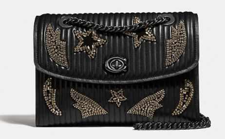 离开了奶奶风的COACH蔻驰，令万千少女兽性大发！