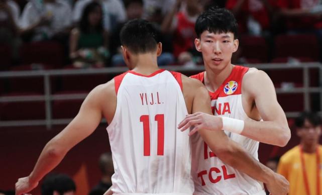 足球记者质疑王仕鹏,广东足球队王仕鹏