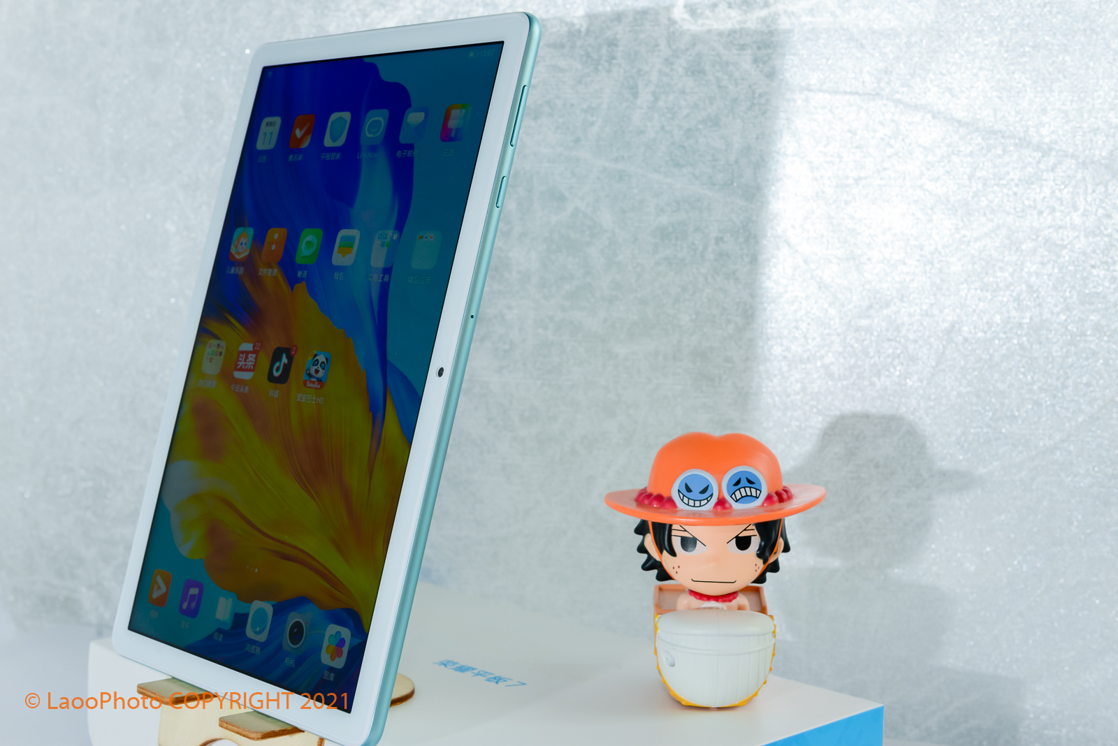 上网课用平板还是手机对眼睛好,孩子上网课荣耀平板v7pro