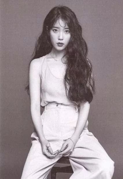 跟着欧阳娜娜拍校服写真,虞书欣欧阳娜娜赵露思鞠婧祎白鹿