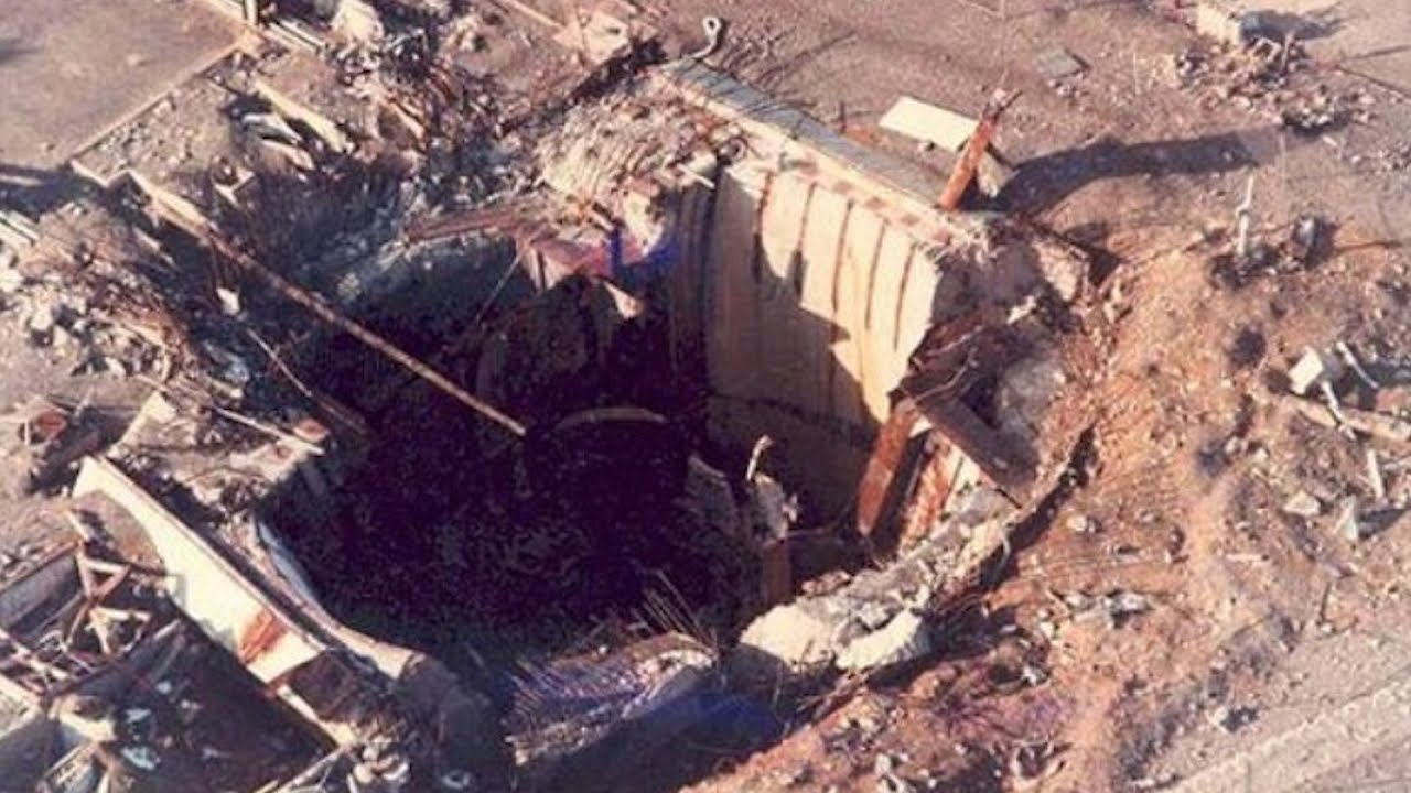 美国第一个核弹,1960年第一颗导弹爆炸图片