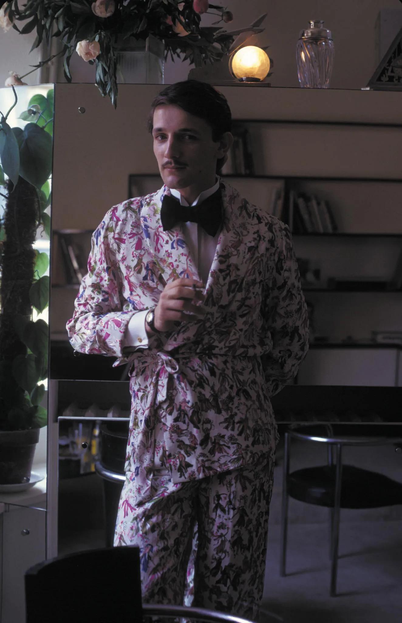 ysl经典设计作品,ysl设计理念与经典作品