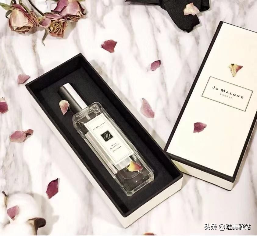 闻香识女人香水排行榜 (如何挑一款适合自己的香水)