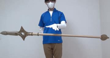 大隐隐于市！日本高玩用纸箱自制各种可变换形态道具，走红网络