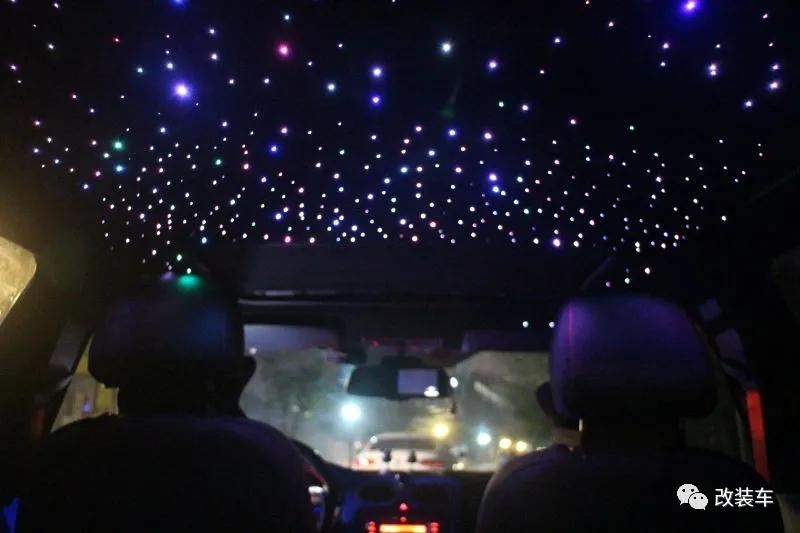 福克斯什么时候换回4缸发动机,经典福克斯移植发2.3t发动机