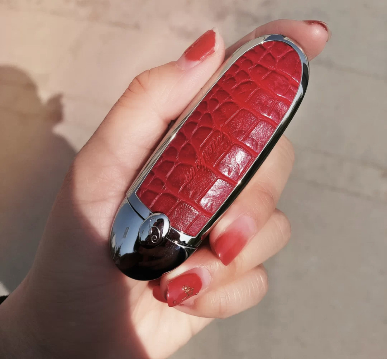 娇兰金管雾面版杨洋色,娇兰经典缎光唇膏杨洋色