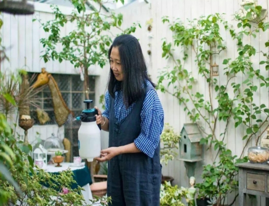 她40岁退休隐居,她40岁退休隐居无儿无女