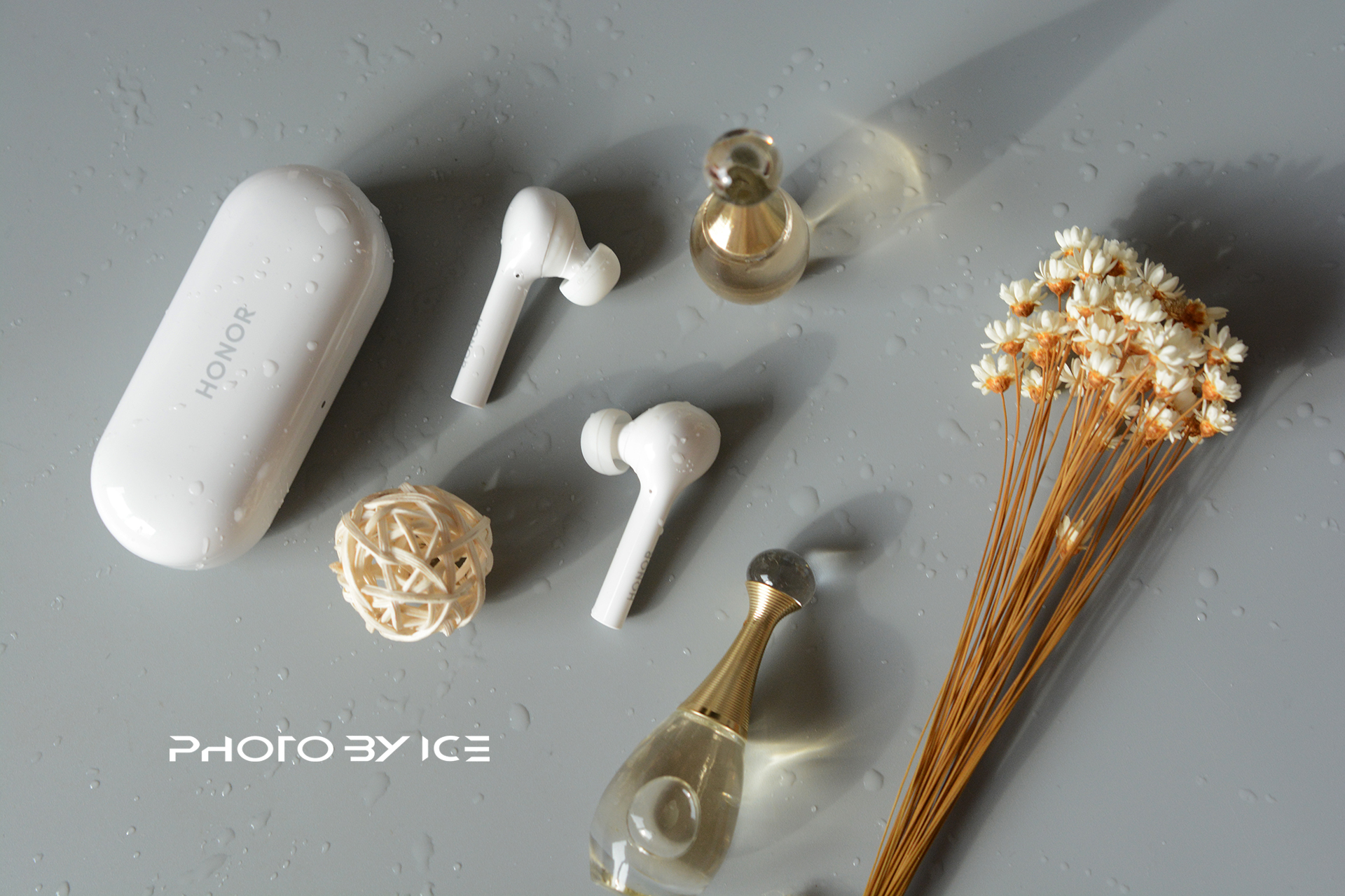 荣耀蓝牙耳机flypods3对比青春版,荣耀FlyPods青春版真无线蓝牙耳机