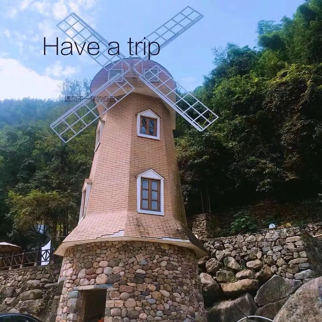 十大悬崖玻璃栈道景点,有瀑布有山还有玻璃栈道的景区