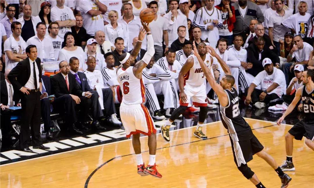詹姆斯季后赛十佳绝杀,詹姆斯季后赛绝杀球集锦
