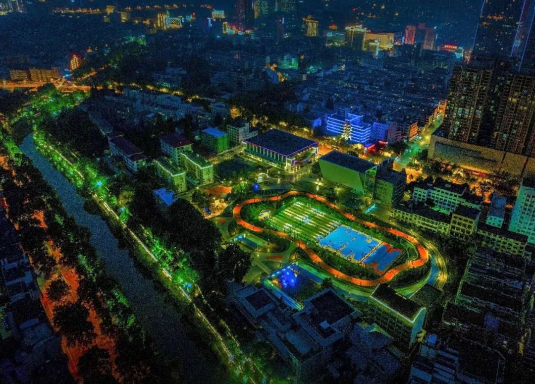 从镇江到镇江市体育中心怎么走,镇江老体育公园