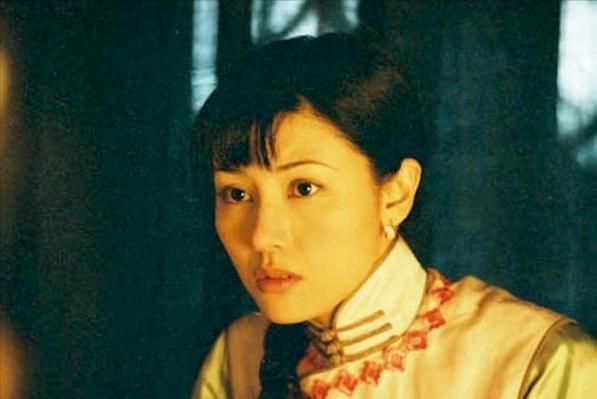 张爱玲小艾表达了什么,小艾张爱玲结局