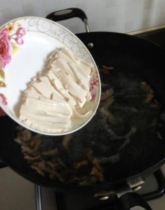 胡辣汤是怎么做的,胡辣汤为什么黏糊糊