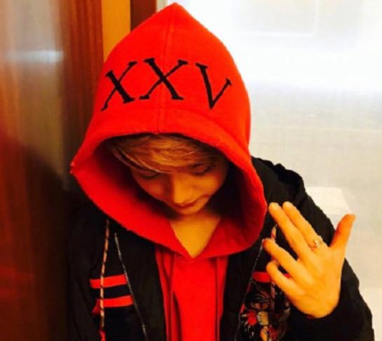 鹿晗和关晓彤线下活动状态,鹿晗官宣后和关晓彤同框