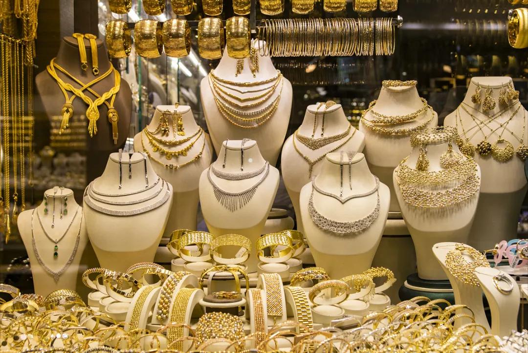 卖奢侈品的柜姐,奢侈品柜姐