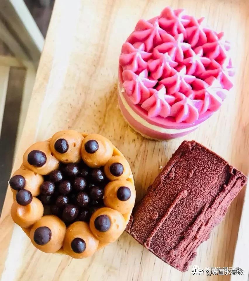 曼谷BigDogCafe|想把每一只狗狗偷偷打包带回家！