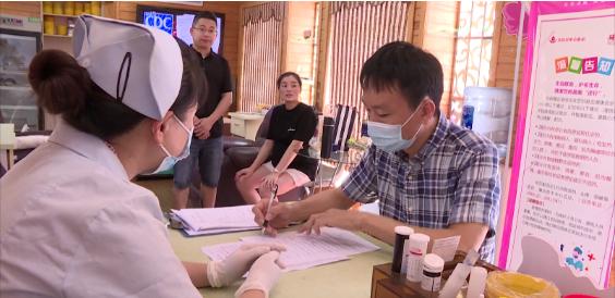 蔡任邦：多次急献“恐龙血”热心救人勇担当