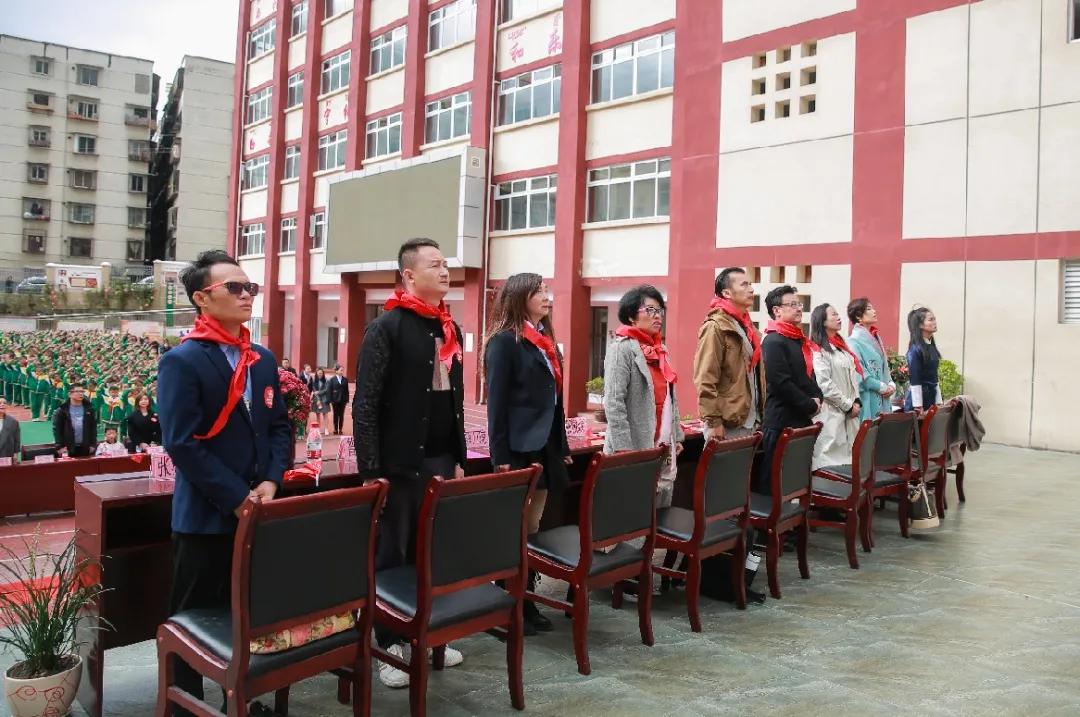 崇和育美，爱满康定|康定市巨海赖俊臻希望小学成功剪彩