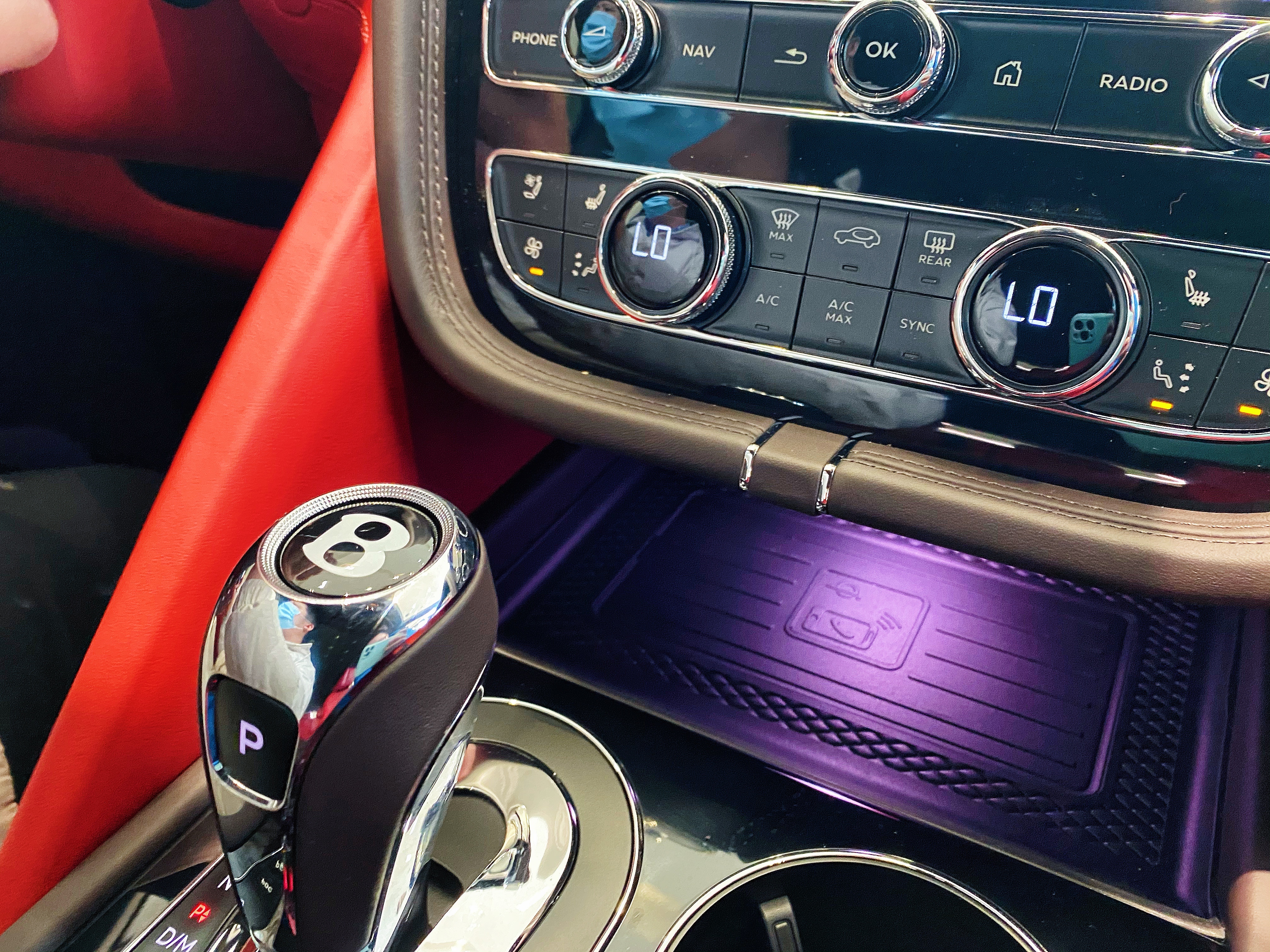 开宾利添越回老家是什么体验,一天消费差不多400元