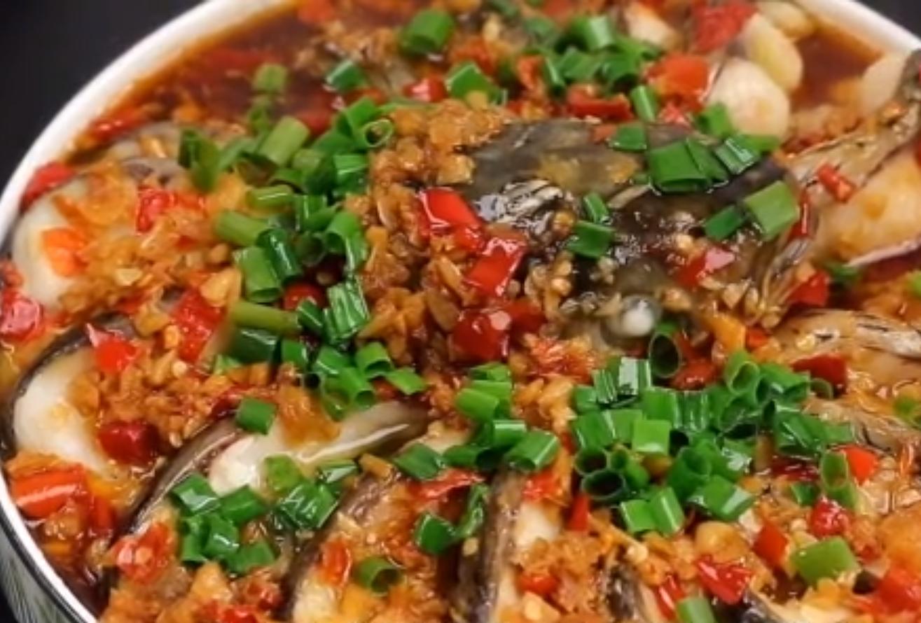 草鱼这样做鲜香入味全家人都爱吃,草鱼这样做鲜香入味非常的下饭