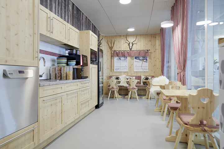 多元融汇全球酒店搜索引擎Trivago杜塞尔多夫新总部大楼设计欣赏