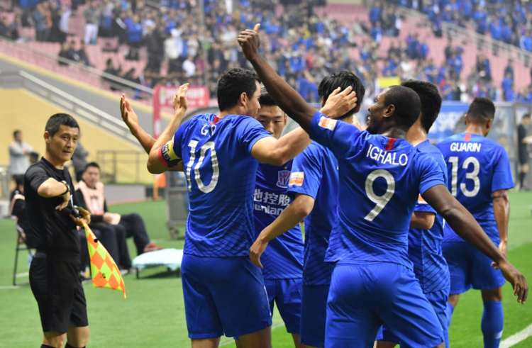 申花球迷震撼场面,申花气氛爆棚