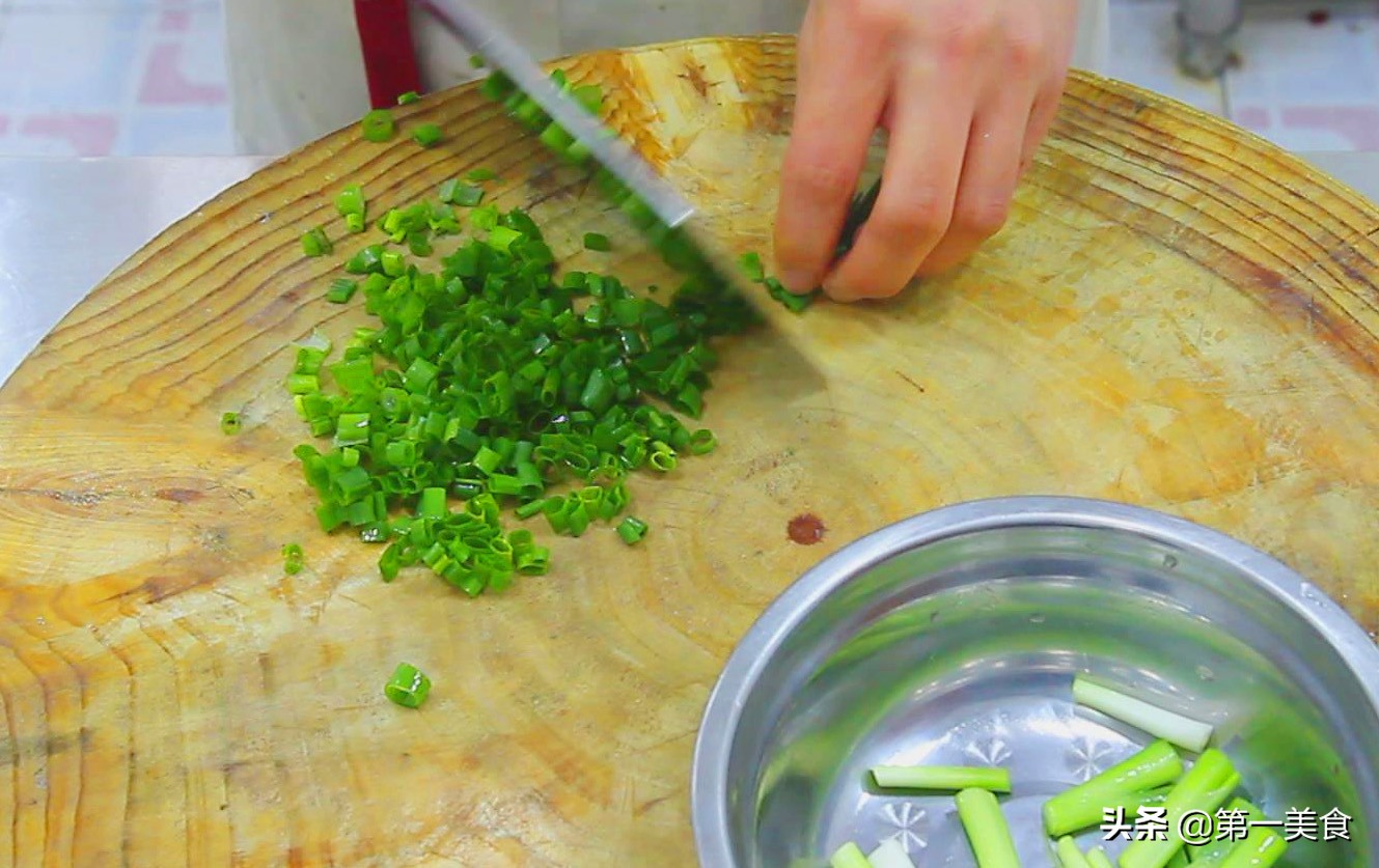 第一美食来凤鱼,香脆泼辣鱼的做法