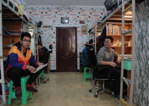 大学大专宿舍断电会断网吗,为什么大学宿舍断网后流量会卡