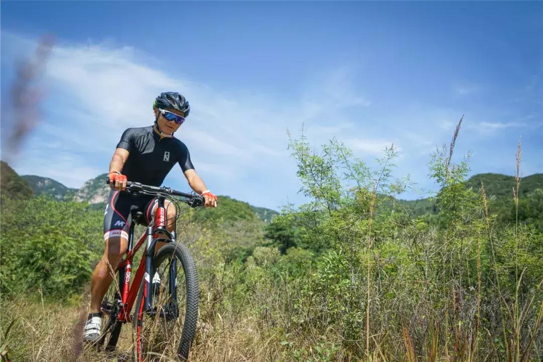 这抹“红”谁不爱?-UCC布雷德L实地测评