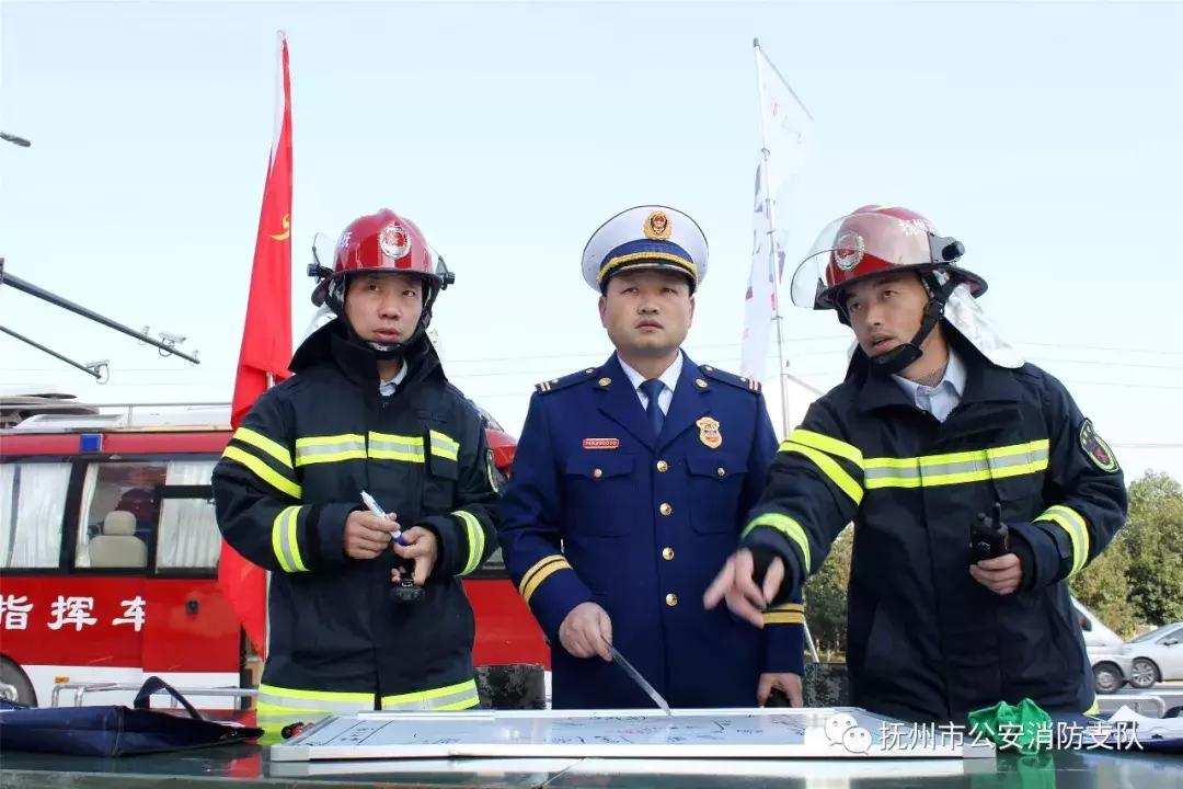 抚州支队组织开展大型城市综合体“三随三实”实战拉动演练