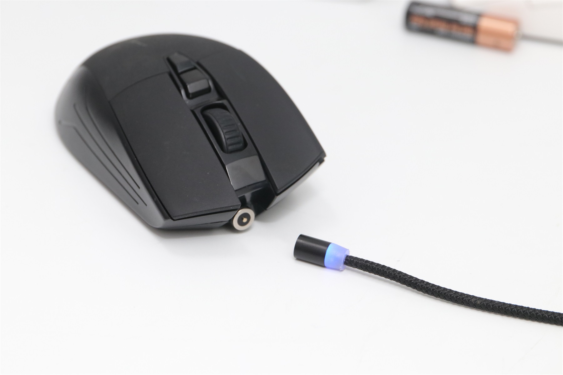 英菲克无线鼠标是国产的吗,既能有线又能无线电竞鼠标推荐