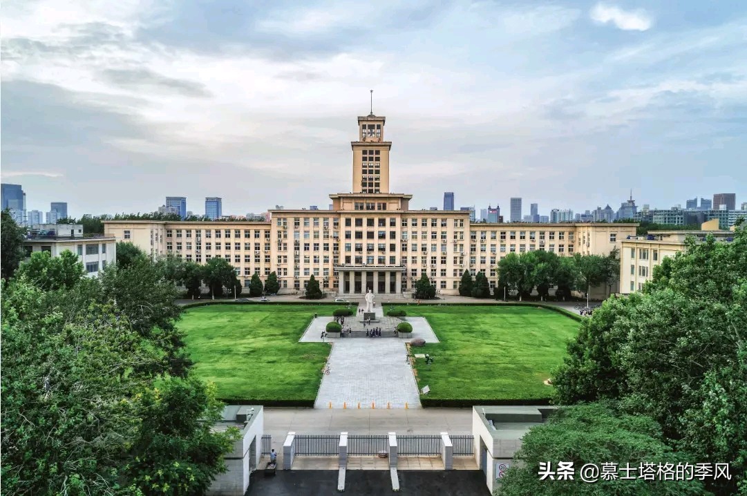 天津gdp排名2022中国城市排名,天津在全国城市历年gdp排名