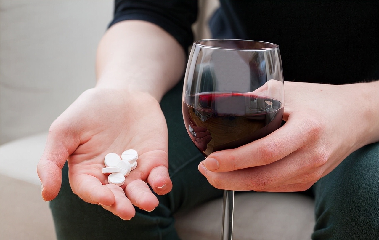 入睡困难、早醒，服用*眠药安**安全吗，会不会有依赖性？