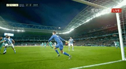 主裁大型双标名场面，巴萨典礼阵客场难获胜