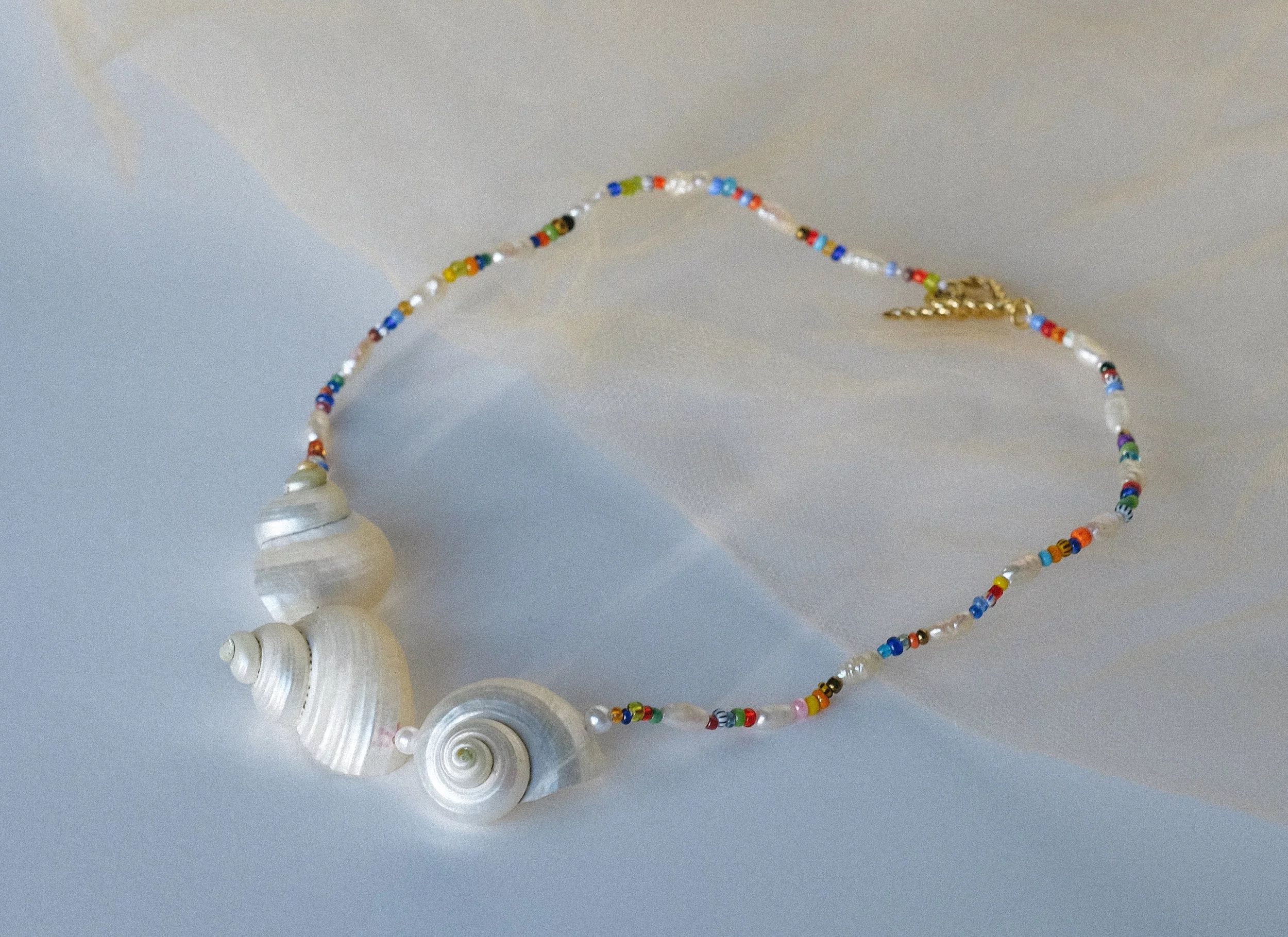 不差钱的女人的特点,为什么那么多人都喜欢佩戴耳环