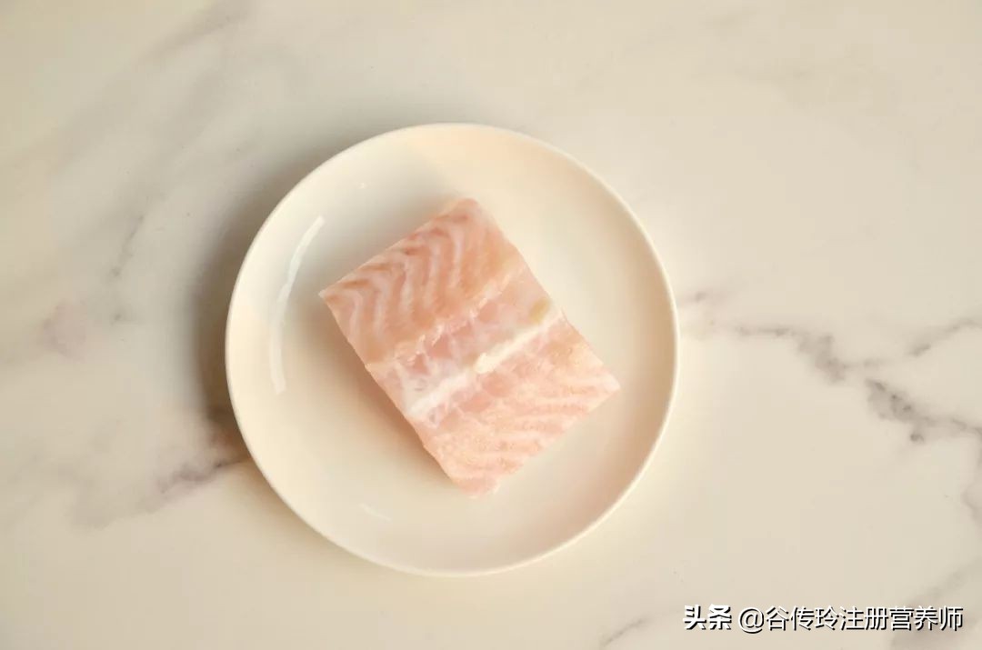 吴昕我家那闺女养生,吴昕吃的是哪款鱼油